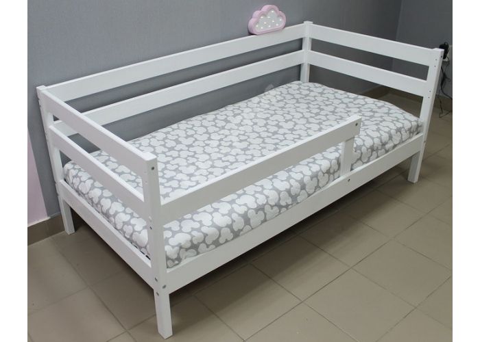Кроватка детская Софа белая